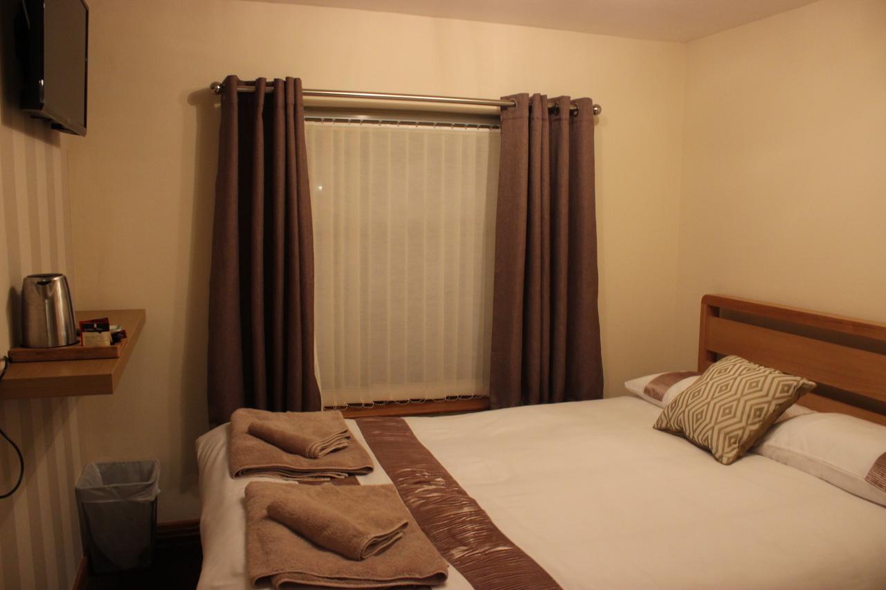 The New Lodge Pontardawe Esterno foto