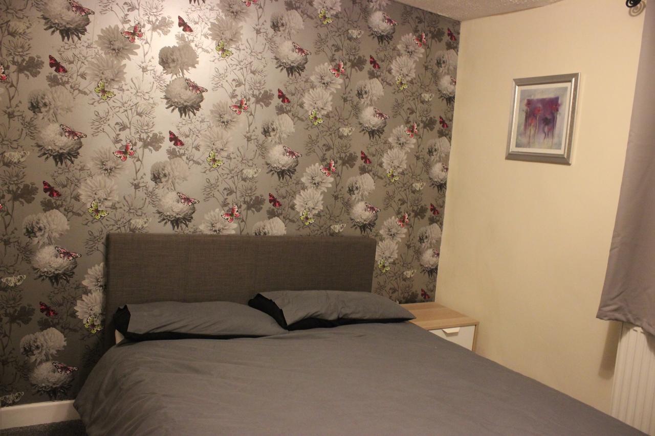 The New Lodge Pontardawe Esterno foto