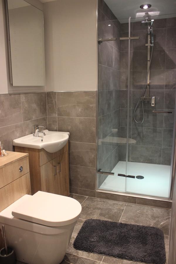 The New Lodge Pontardawe Esterno foto