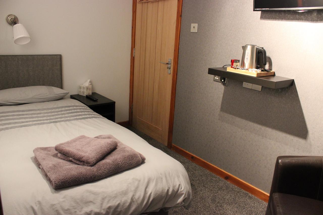 The New Lodge Pontardawe Esterno foto